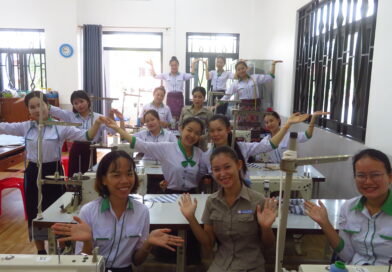 196 – Diamo con la formazione professionale un futuro alle ragazze di vientiane (laos)
